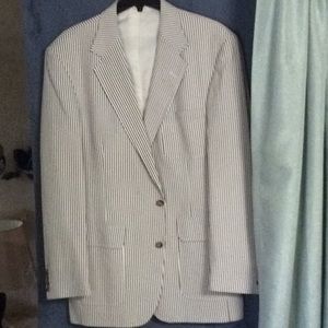 Norm Thompson Traveler’s Seersucker Sport Coat